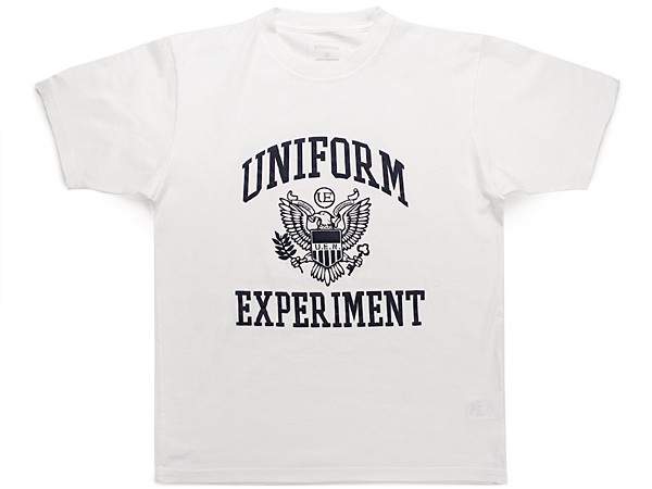 Uniform Experiment Crest T-Shirt