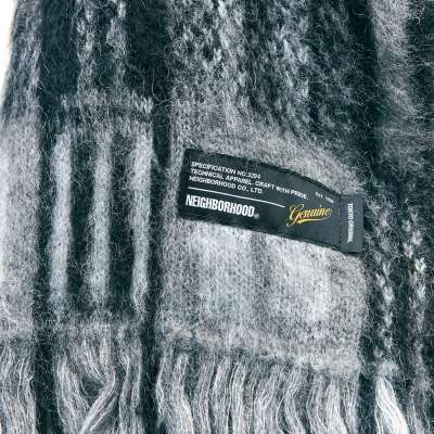 Neighborhood Mohair Check Muffler | FIRMAMENT - Berlin Renaissance