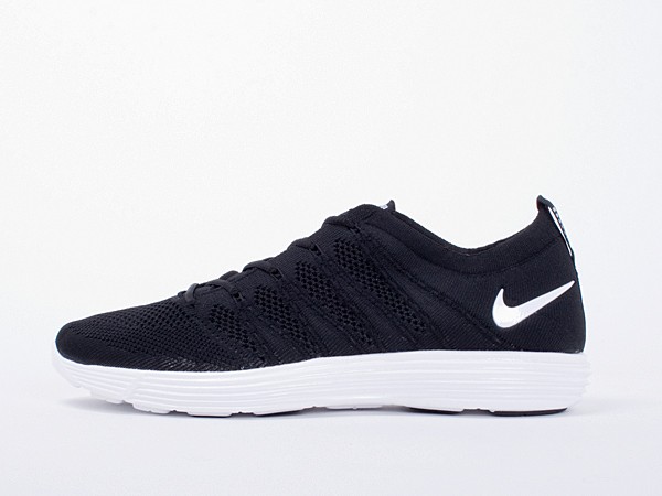 htm lunar flyknit
