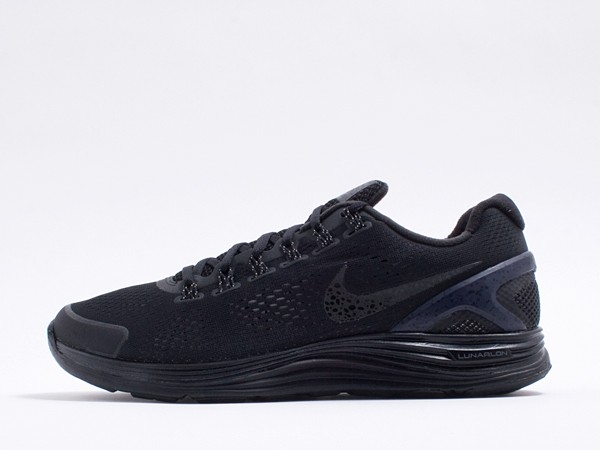 Nike Lunarglide +4 Shield NRG