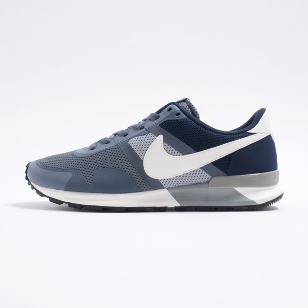 Nike Air Pegasus 83 30