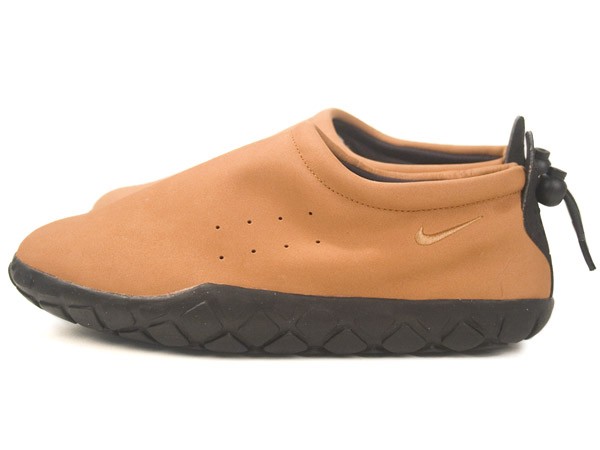 nike air moc acg