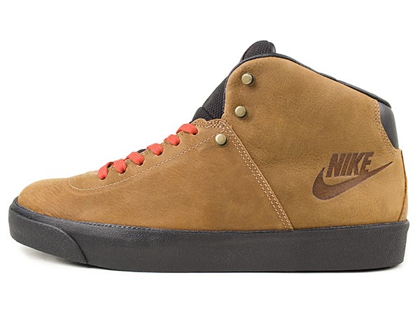 Nike Magma AC