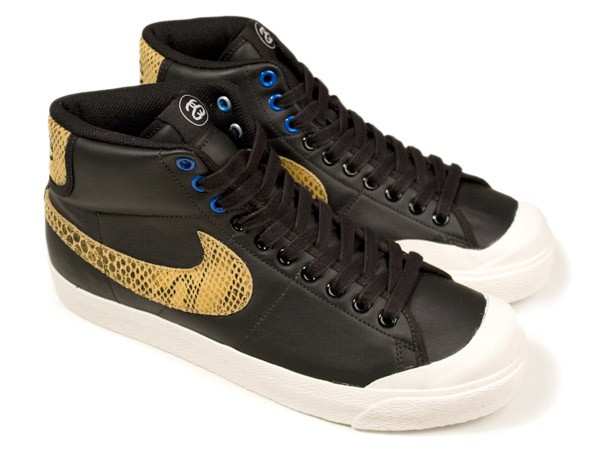 Nike x Stussy All Court Mid