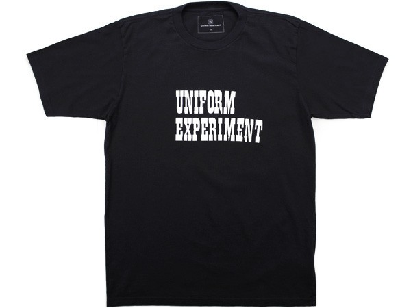 Uniform Experiment Curved Logo T-Shirt