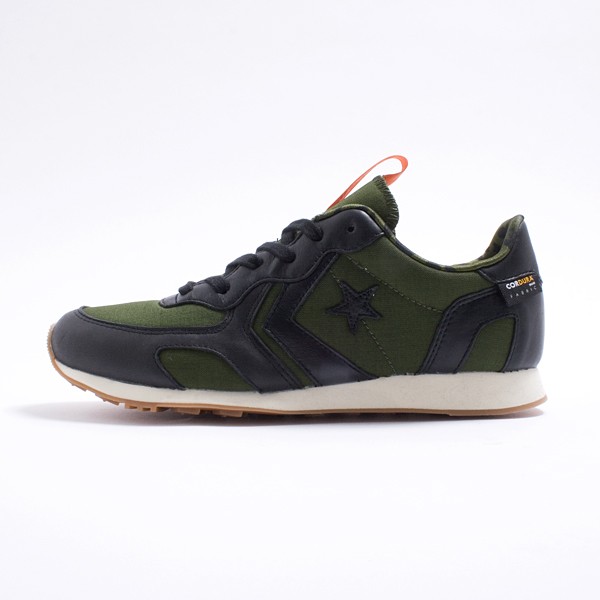 Converse Auckland Racer Undefeated