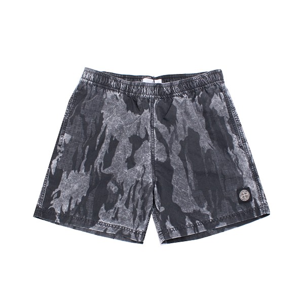 Stone island camo sales shorts