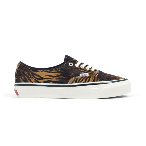 Vans Premium Authentic Poney Hair  44 LX Tiger VN000EK49R61 Black